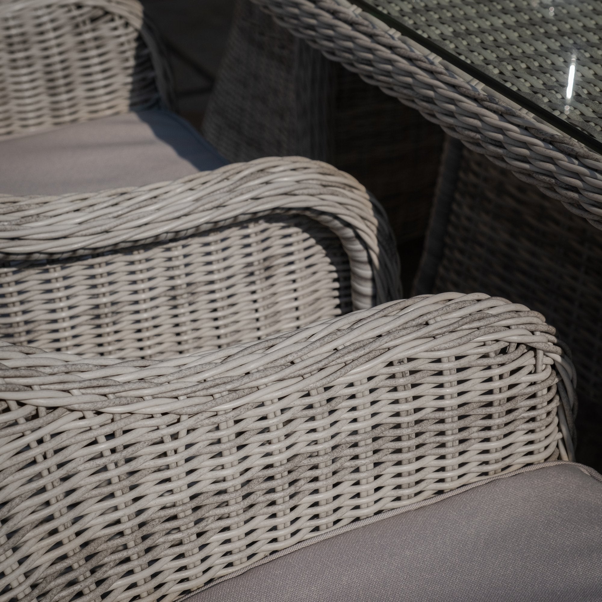 Oxford 6 Seat Oval Dining Set with Heritage Dining Chairs & Woven Lazy Susan
