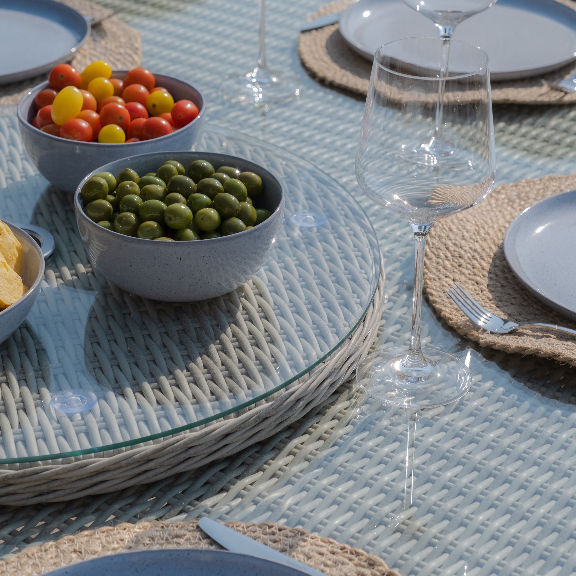 Oxford 6 Seat Oval Dining Set with Heritage Dining Chairs & Woven Lazy Susan