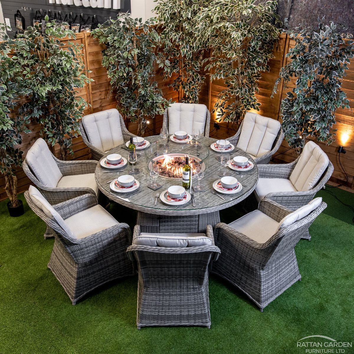Rattan Champagne Vienna 8 Seat Fire Pit With 165cm Round Table