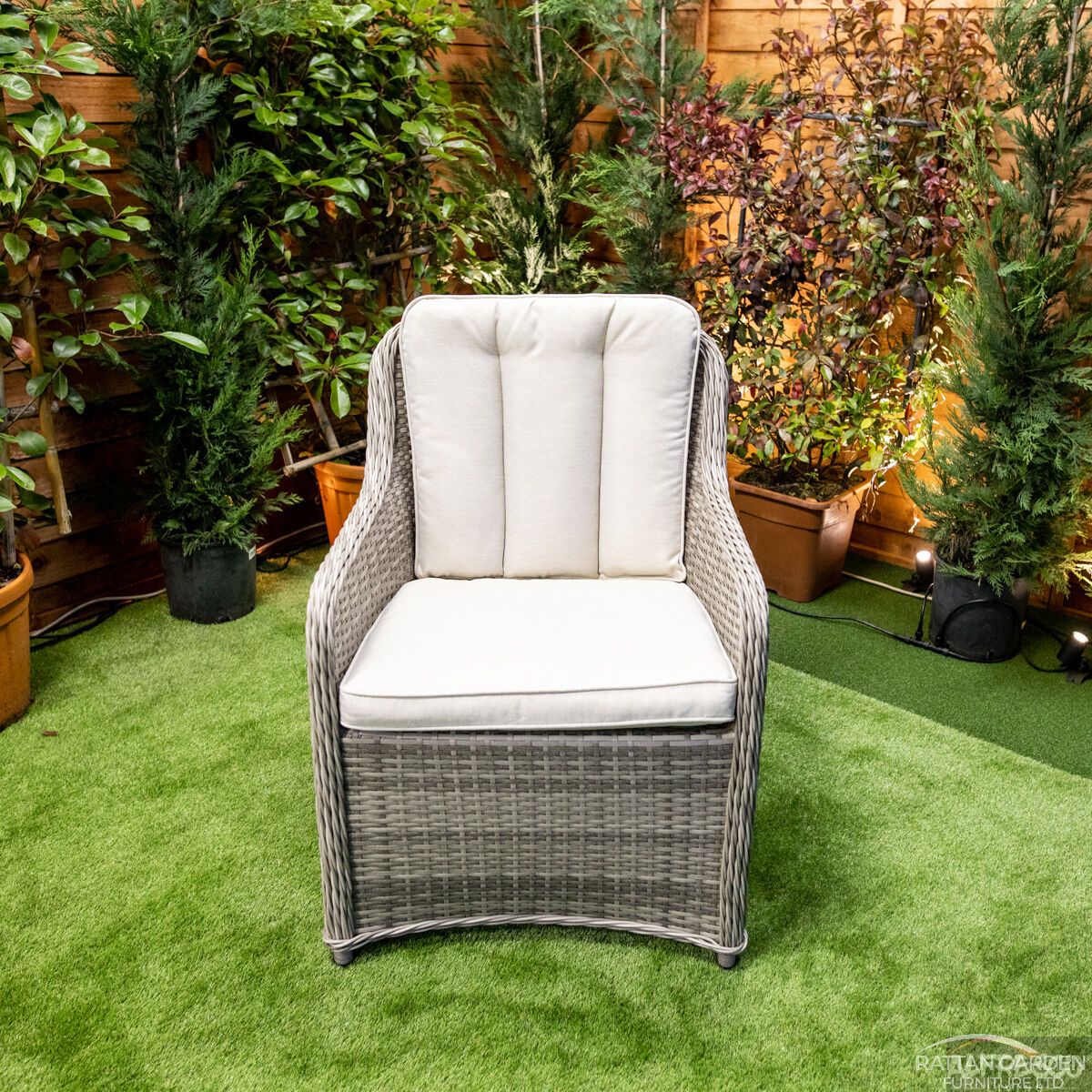 Champagne Vienna 8 Seat rattan Fire Pit With 210cm Rectangular Table